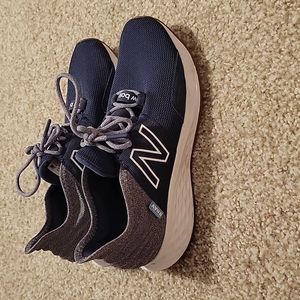 New Balance Roav